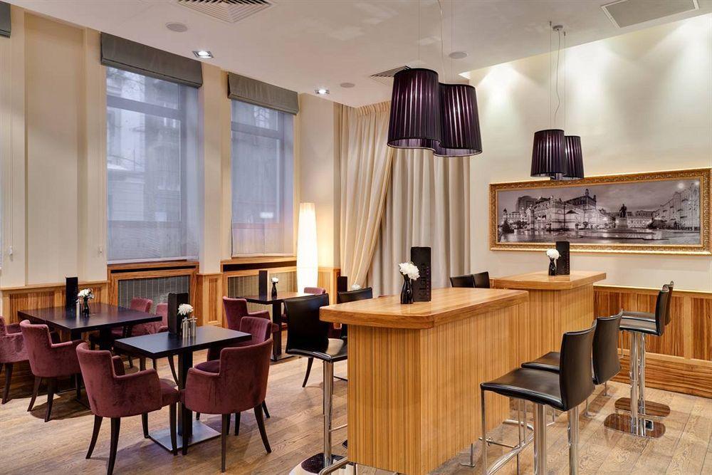 Radisson Blu Hotel, Kyiv City Centre Ресторант снимка