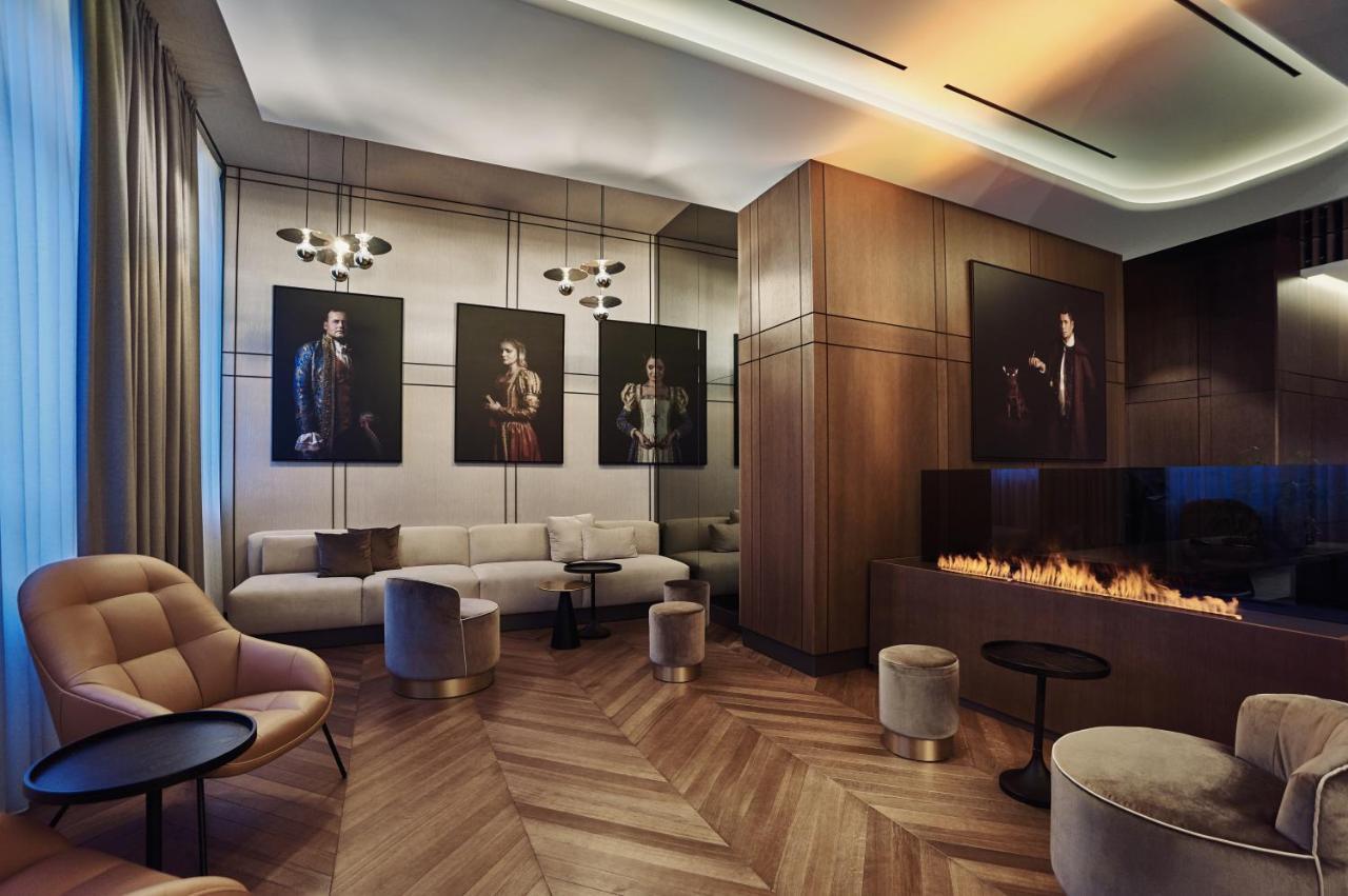 Radisson Blu Hotel, Kyiv City Centre Екстериор снимка